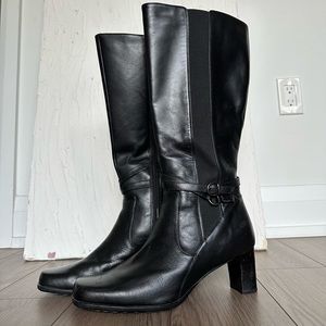 Black Leather heeled boots US 10